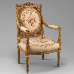 Luxury Designer Bedroom Chair with Golden Shade