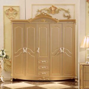 Classic Style Hand Carved Wardrobe