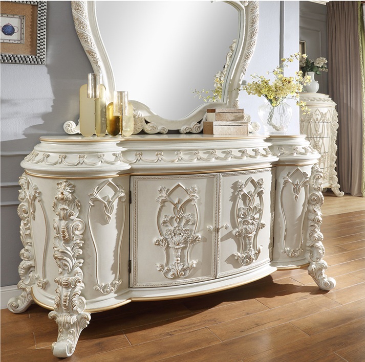 Royal Craft Furniture Richmond European Style Hand Carved Dining Set - Image 4