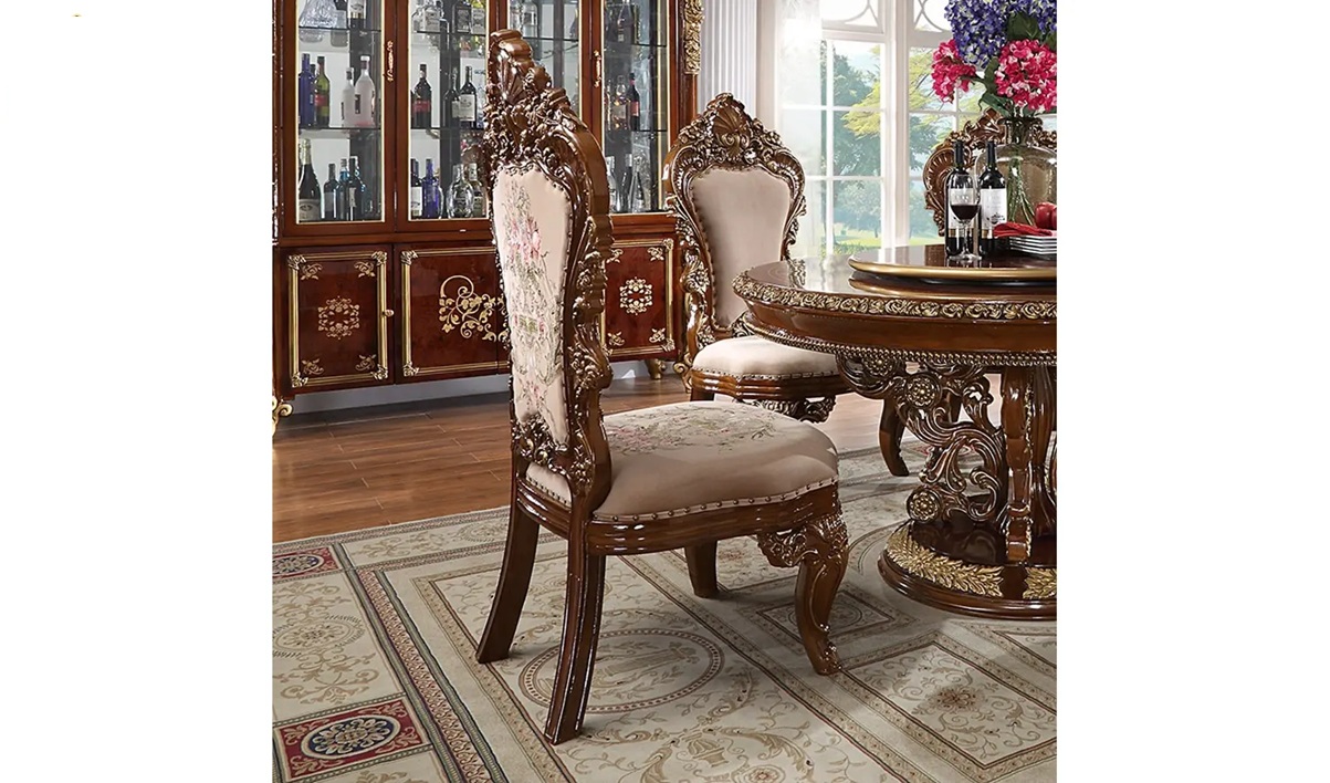 Royal Craft Furniture Irving European Style Hand Carved Dining Set - Image 4