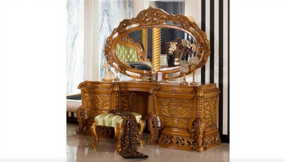 Royal Craft Furniture Walnut Royal Carved Bedroom Collection Featuring Deep Engraved Artwork And Traditional Luxury Finish - Image 6