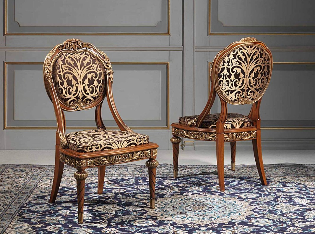 Royal Craft Furniture Royal Carving Dining Table - Image 5