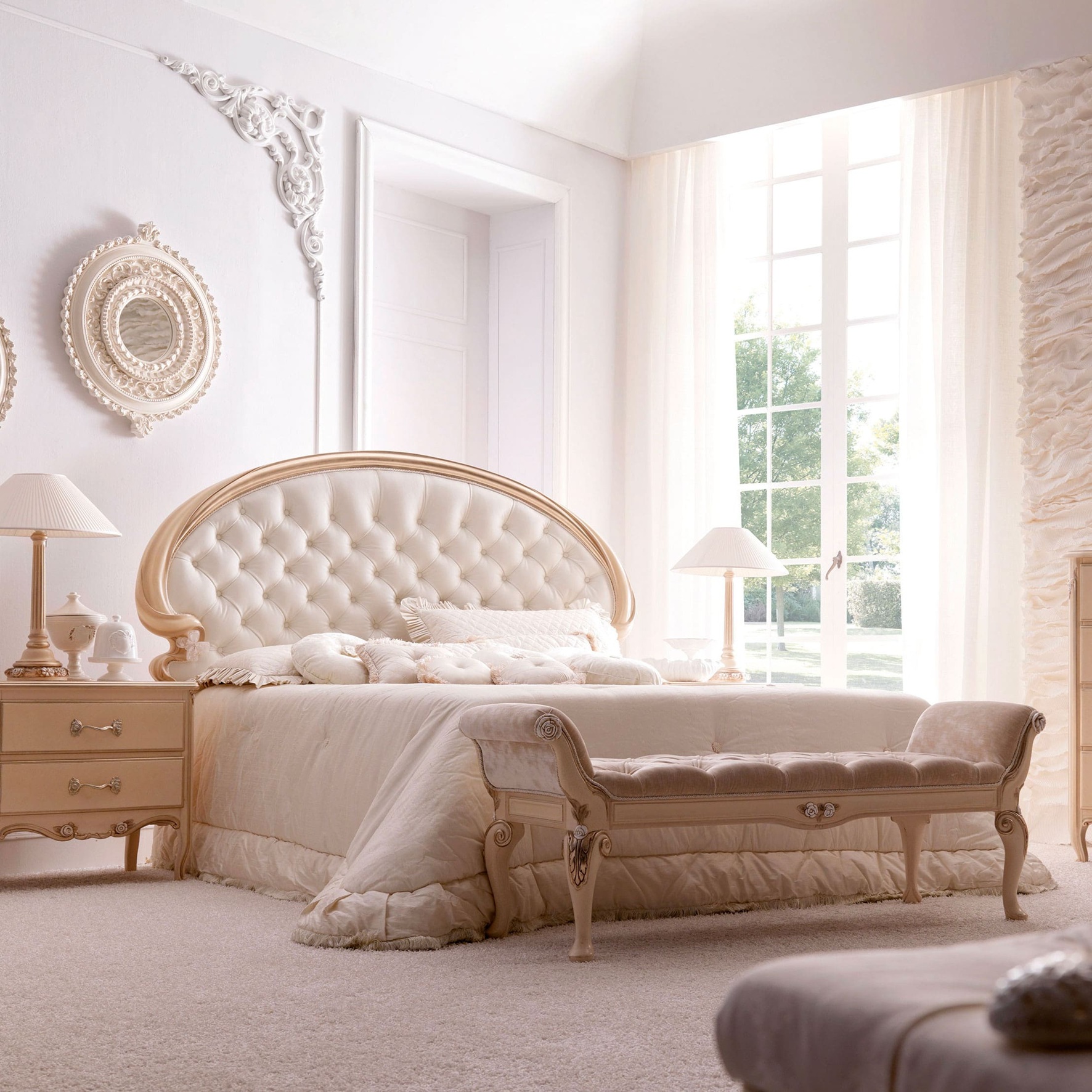 Royal Craft Furniture Classic Italian Hand Carved Chandigarh Premium Luxury Bed for Villas - Image 5