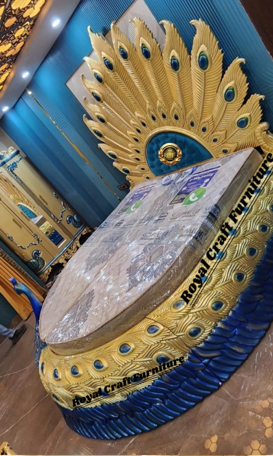 Royal Craft Furniture - Luxury Peacock Design Handcrafted Carved Wooden King Size Bed | Royal Blue & Gold Finish - Image 3
